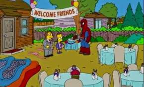 Alcalde compara desayuno de Piñera con puntajes PSU con hilarante capítulo de Los Simpson